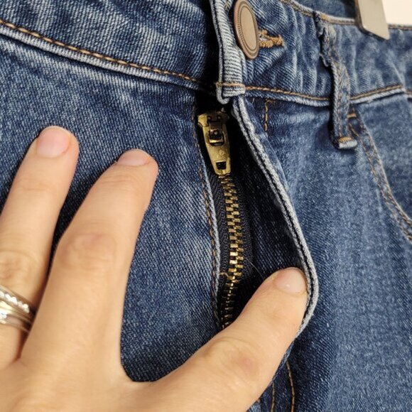 Forever 21 Women's Blue Denim Front Zip Regular Fit Pocket Skinny Jeans Size 28 - Picture 2 of 11